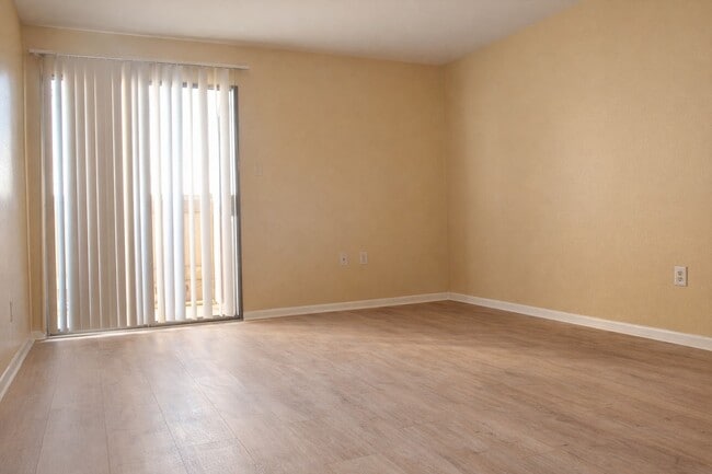 Photo - 8529 Hearth Dr Unit 23