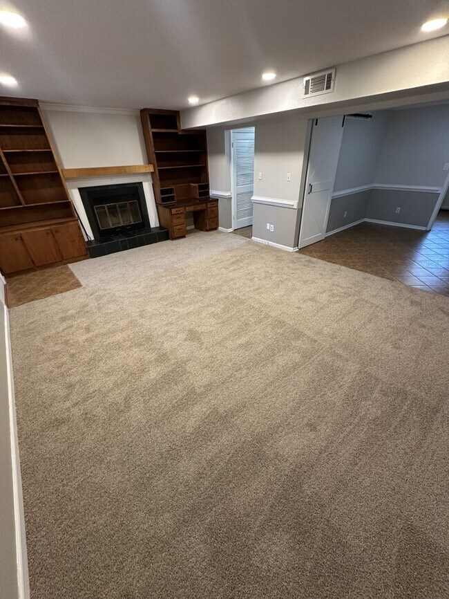 Photo - 6553 New Market Way Unidad 6553