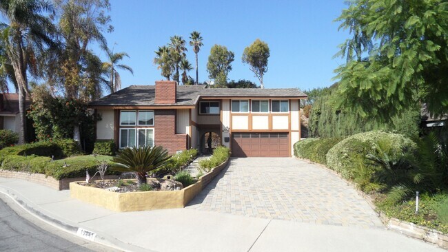 Building Photo - POOL HOME 4BR, 2.5BA, Yorba Linda, Cul-de-...