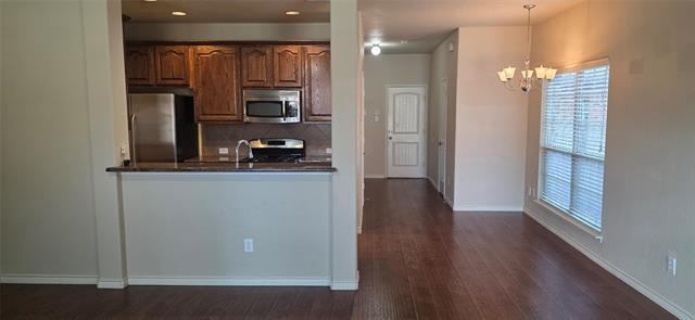 Photo - 5924 Round Up Ln