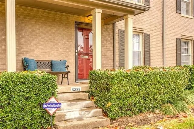 Building Photo - 6328 Bordeaux Ave Rental