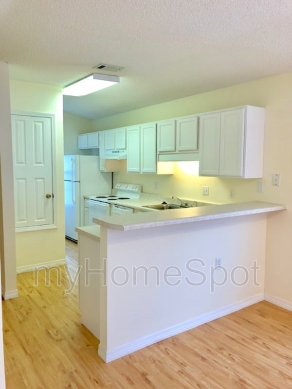 Photo - 9704 Cobblebrook Dr