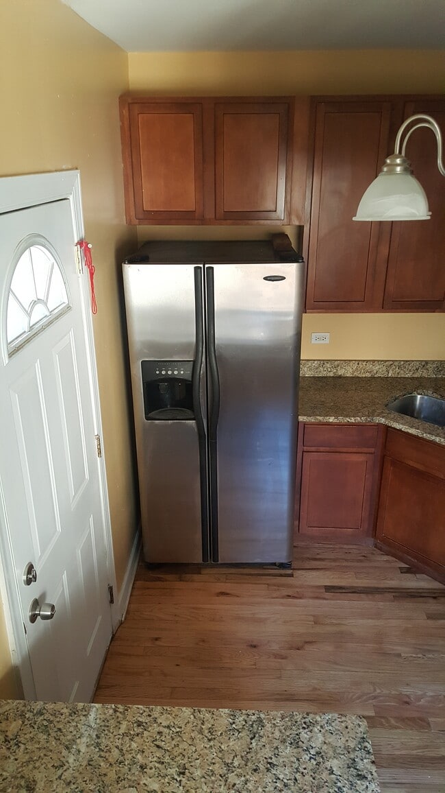 Photo - 2243 W Rosemont Ave Unit #2