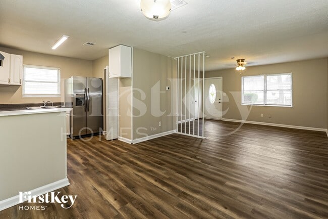 Photo - 2423 Ozark Trail SW