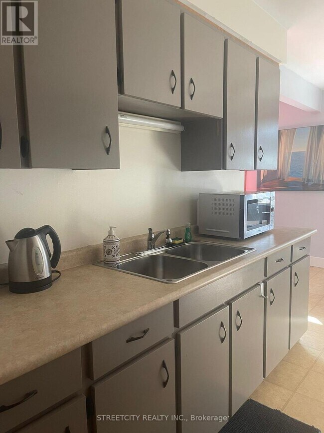 Photo - 19 Johnson Pl Unité 1