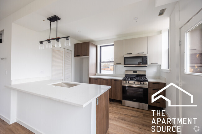 Building Photo - 4410 N Greenview Ave Unit 1S Rental