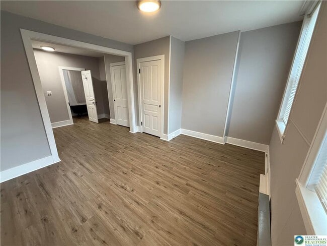 Photo - 116 S 6th St