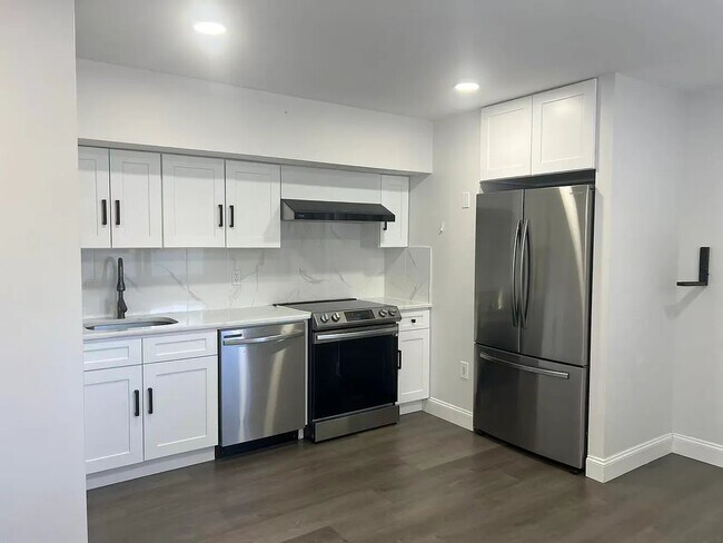 Photo - 709 Collfield Ave