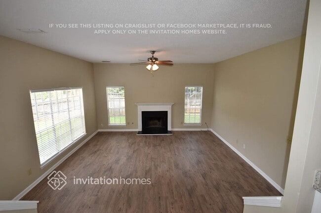 Photo - 395 Oakdale Cir