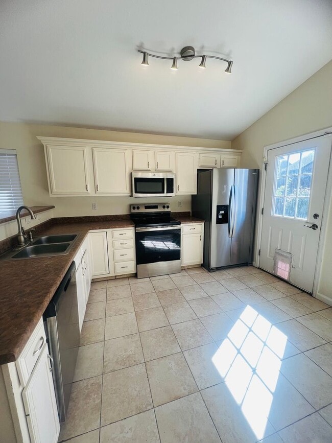 Photo - 4 bedroom 2 bath close to Fort Carson