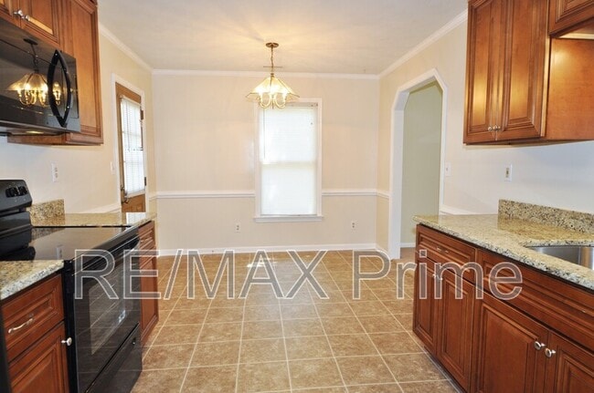 Photo - 1128 Hazel Ave