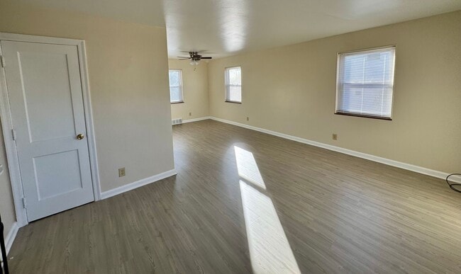 Photo - 3110 Grand Ave Unit West