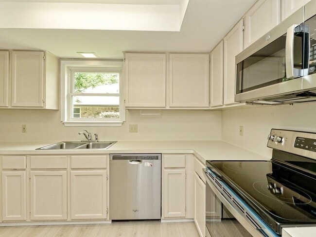 Photo - 11502 Toledo Dr