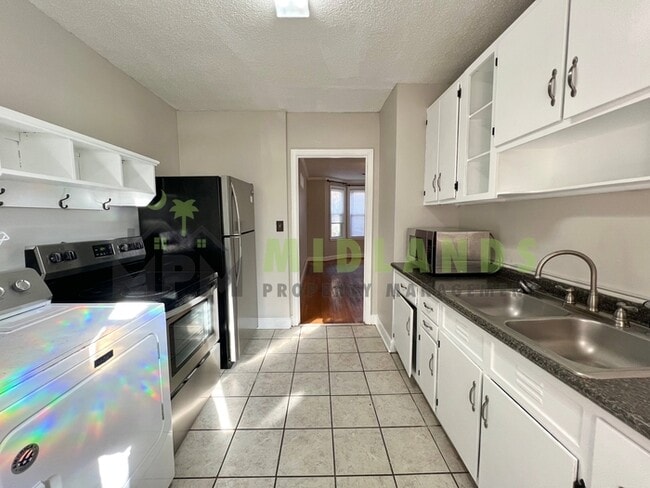 Photo - 4559 Oxford Rd