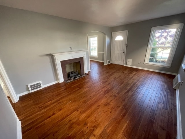 Photo - 5221 Joseph St