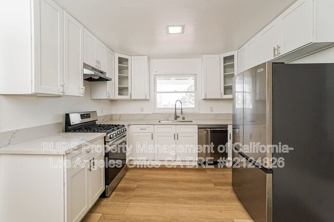 Photo - 215 N Western Ave