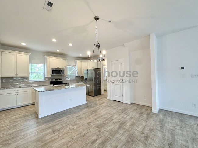 Photo - 4319 Pinter Ln Unit 1