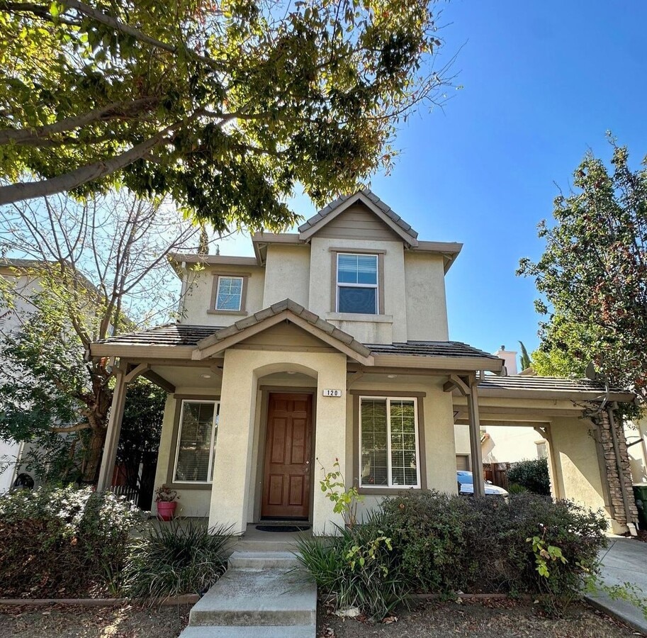 COMING SOON! Charming 4-bedroom, 2.5-bathr... - COMING SOON! Charming 4-bedroom, 2.5-bathr...