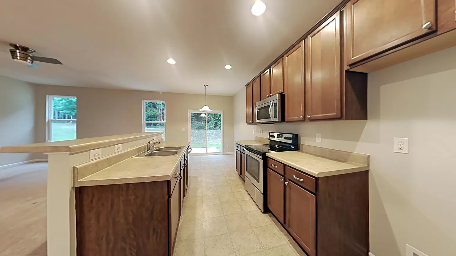 Photo - 901 Merchants Ct
