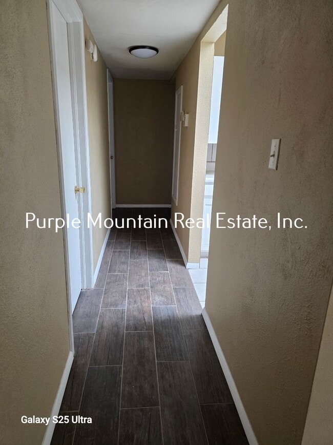 Photo - 4 Bedroom Home for Rent With Utilities Included