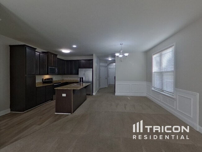 Photo - 499 Kirkland Dr