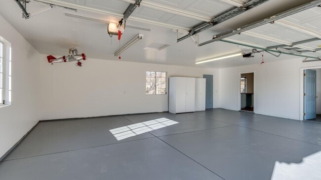 Photo - LEEDS BEAUTY -  PET FRIENDLY!!!