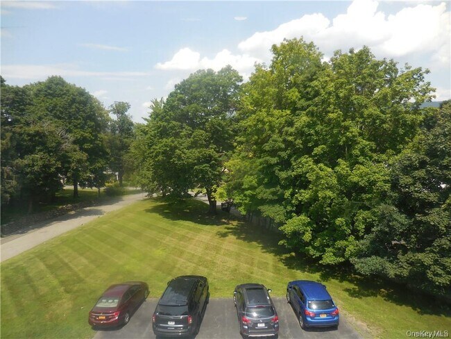 Photo - 78 Duncan Ave Unit 2