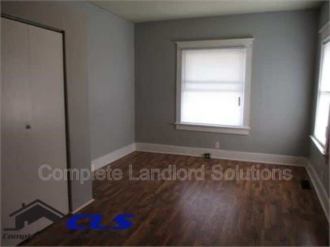 Photo - 1233 S 10th St