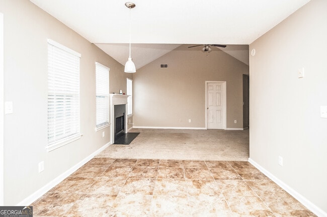 Photo - 7522 Clear Creek Approach