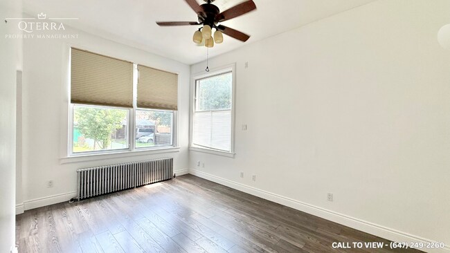 Photo - 115 Close Av