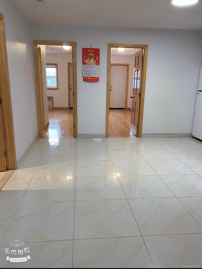 Photo - 142-24 59th Ave