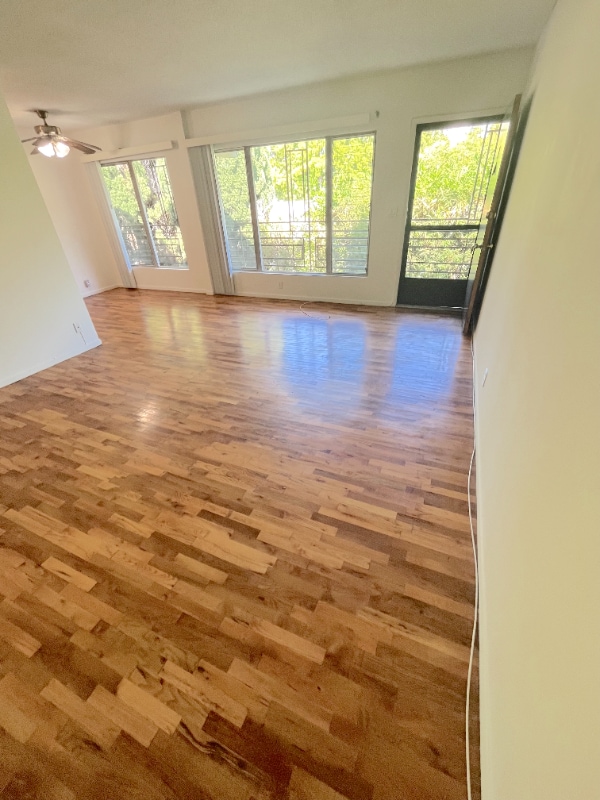Building Photo - 807 3rd St Rental