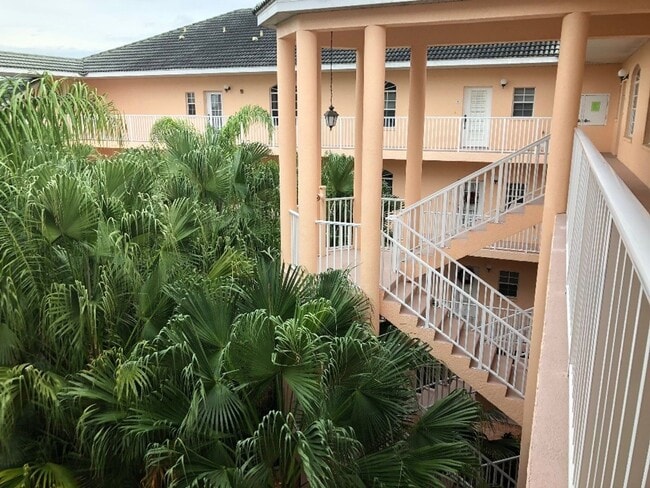 Photo - Venice, FL 3BR/2BA/1CG Seasonal Rental in ...