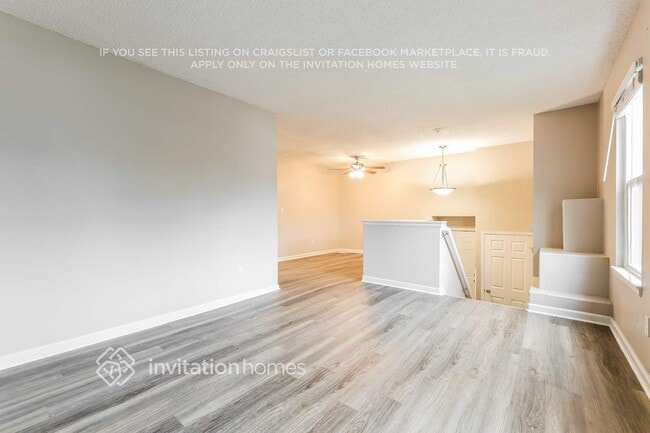 Photo - 17600 Ponderosa Ave
