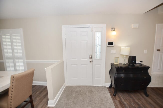 Photo - 2133 Las Vegas Trail