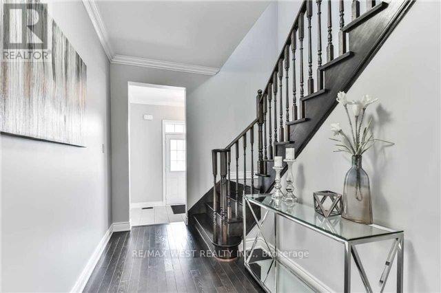 Photo - 309 Moody Dr