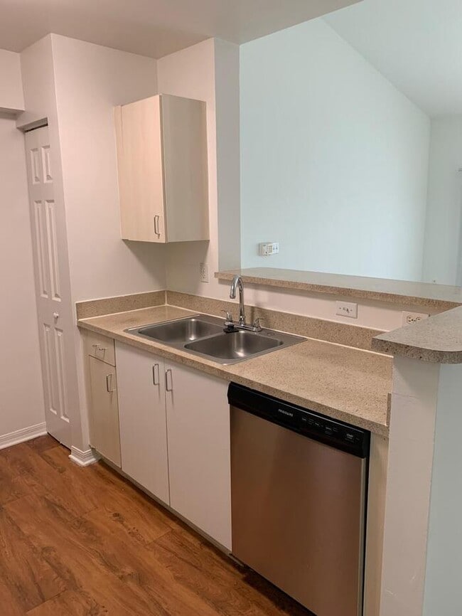 Photo - 11165 SW 6th St Unit APT 305