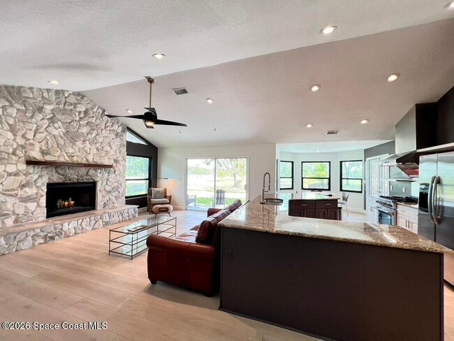 Photo - 740 Kerry Downs Cir