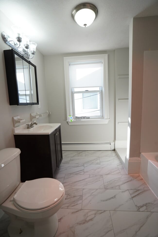 Photo - 1 Winship Pl Unidad 1