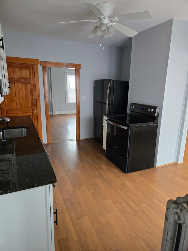 Cocina - 33 New St Unidad Half a duplex