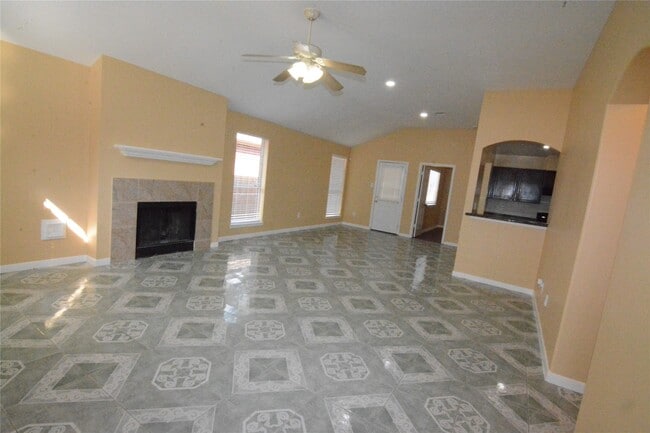 Photo - 9131 Knightsland Trail