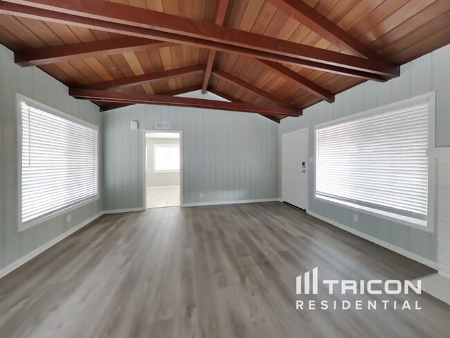 Photo - 106 Sierra Dr