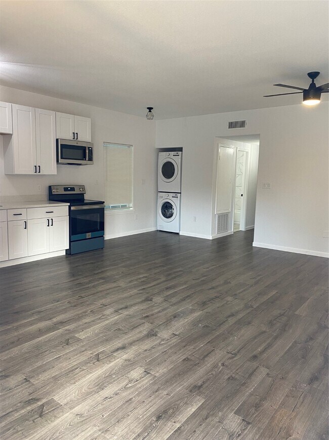 Photo - 7825 Goode St