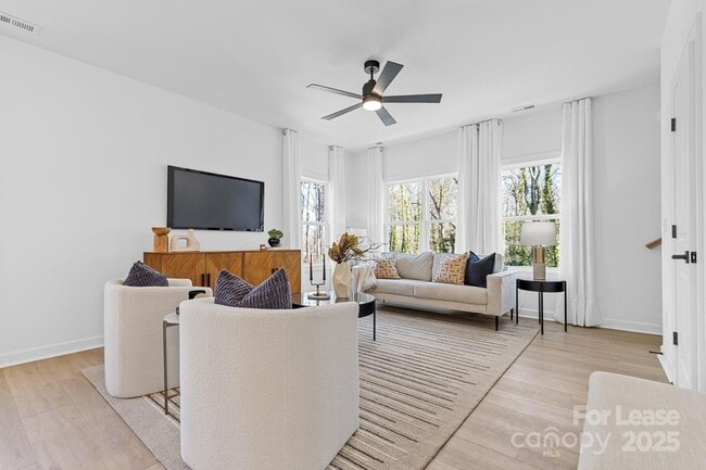 Photo - 3808 Odom Wy