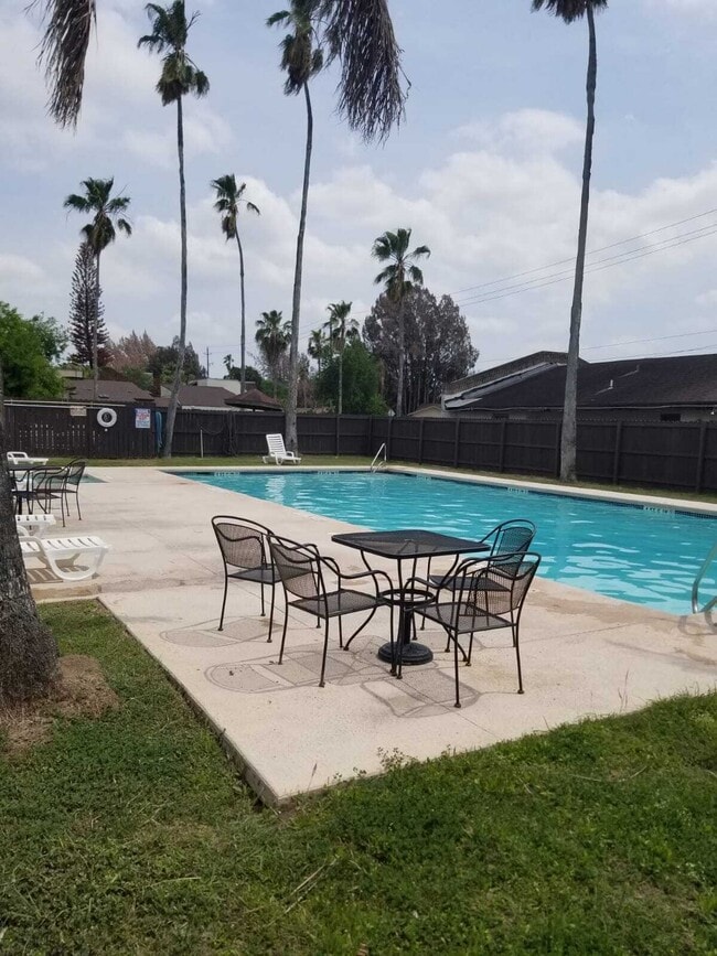 Valley Inn and Country Club