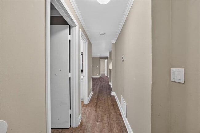 Photo - 123 Warm Springs Cir