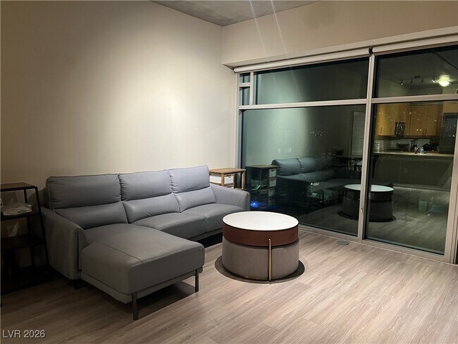 Photo - 353 E Bonneville Ave Unit 811