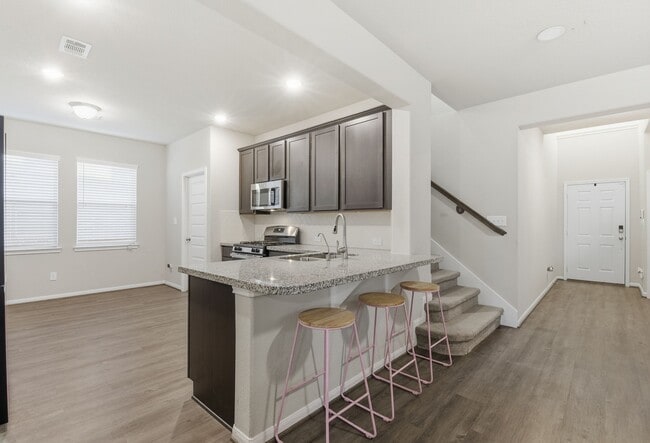 Photo - 8434 Beacon Bay Cir