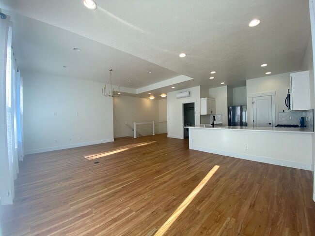 Photo - Mead School District-Upper unit Duplex 3 beds,2 bath Available June 10th Unit 1