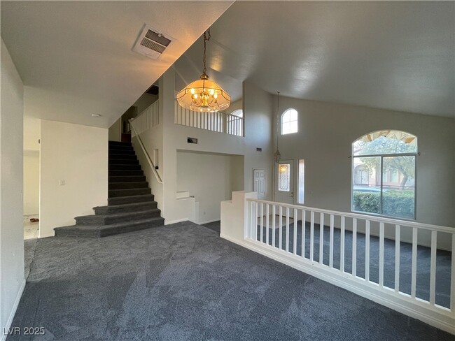 Photo - 191 Tayman Park Ave